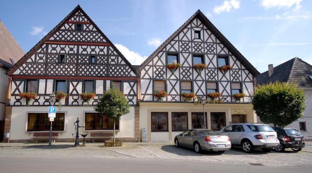 Hotel Gondel Altenkunstadt Exteriör bild