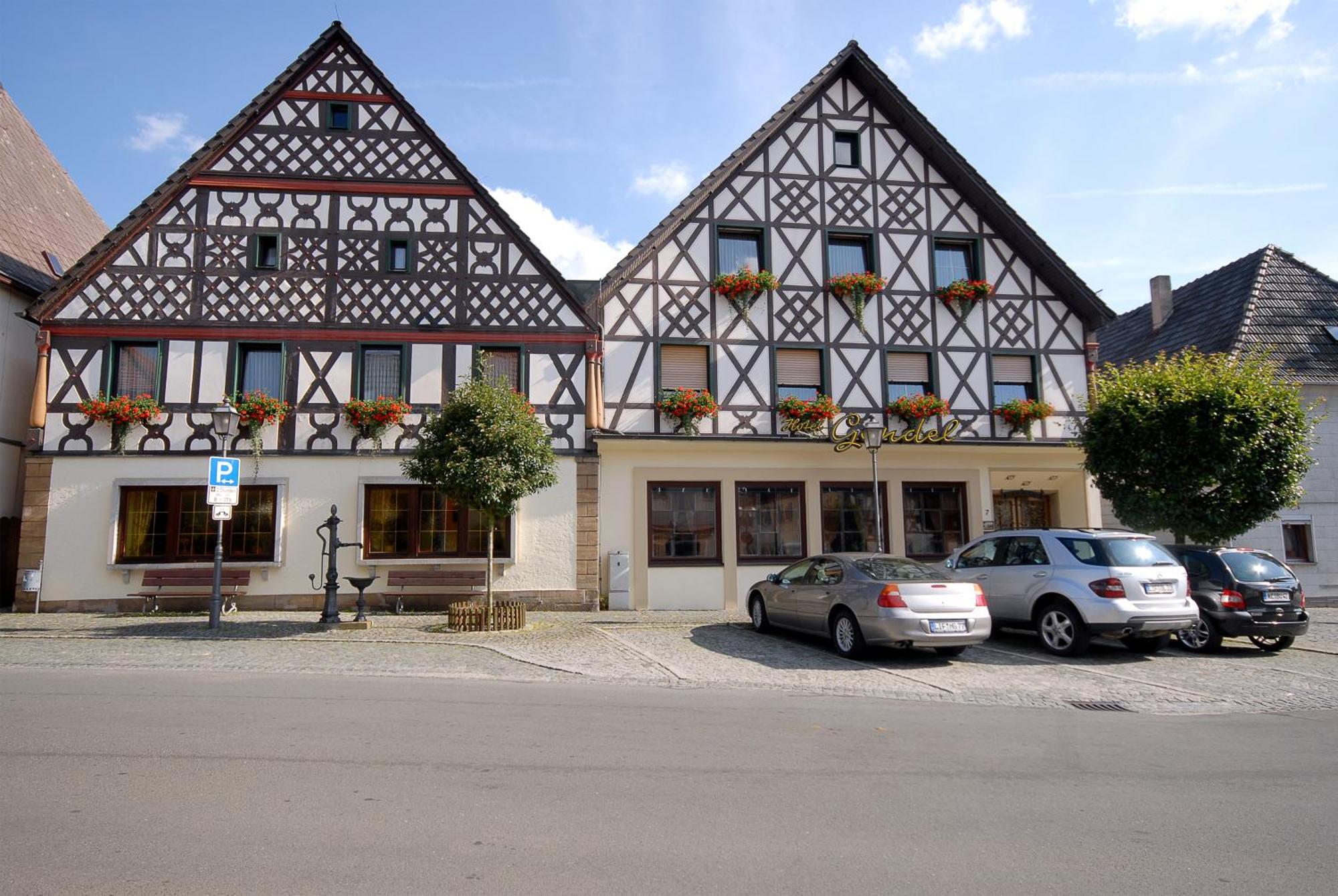 Hotel Gondel Altenkunstadt Exteriör bild