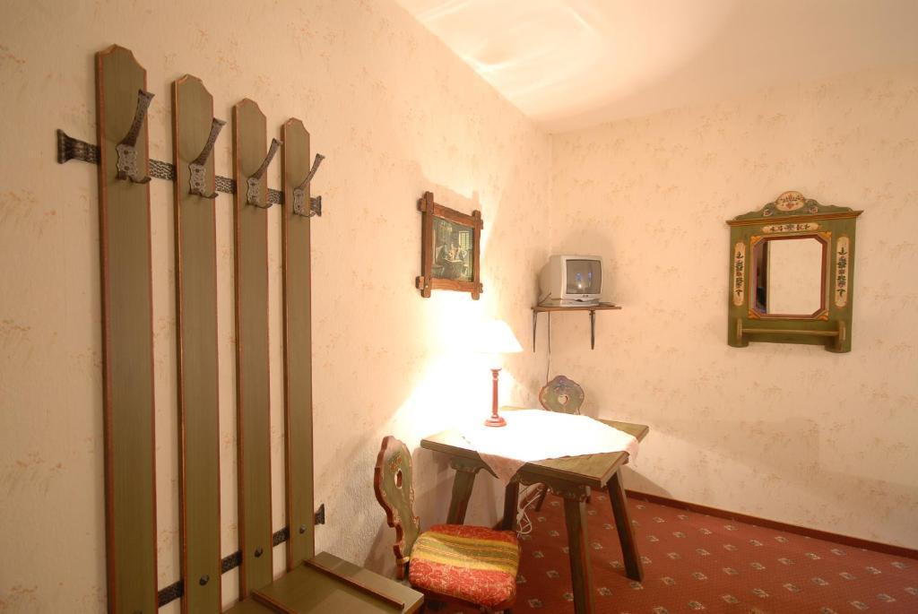 Hotel Gondel Altenkunstadt Rum bild